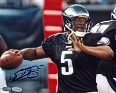 Donovan McNabb - Hand Signed Photograph