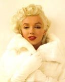 Marilyn in Mink Actresses Marilyn Monroe
