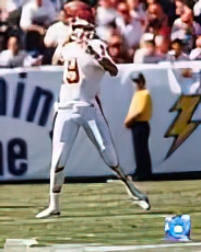 Joe Montana - #14 Ready to pass ©Photofile