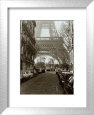Street View of La Tour Eiffel, Paris